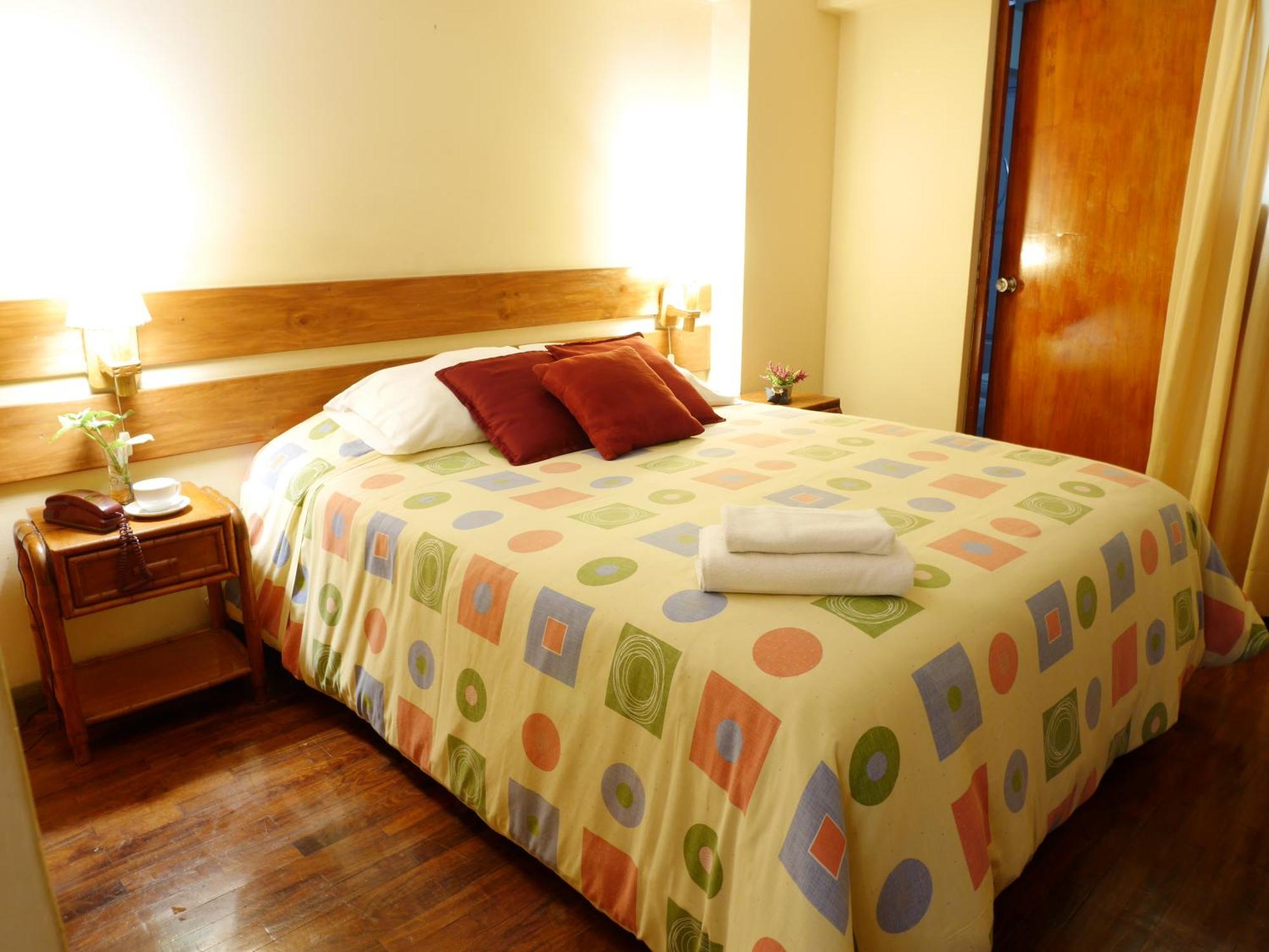 Suite Service Apart Hotel Лима Екстериор снимка